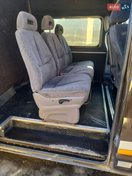 Грузовой фургон Ford Transit 2009 в Виннице