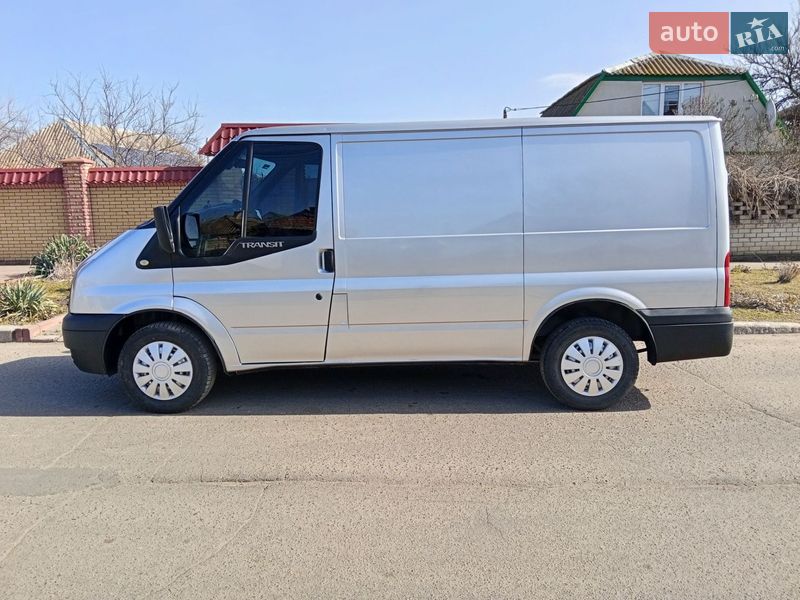 Грузовой фургон Ford Transit 2006 в Николаеве