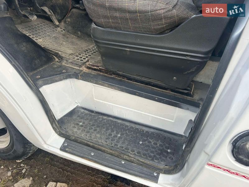 Борт Ford Transit 1998 в Надворной