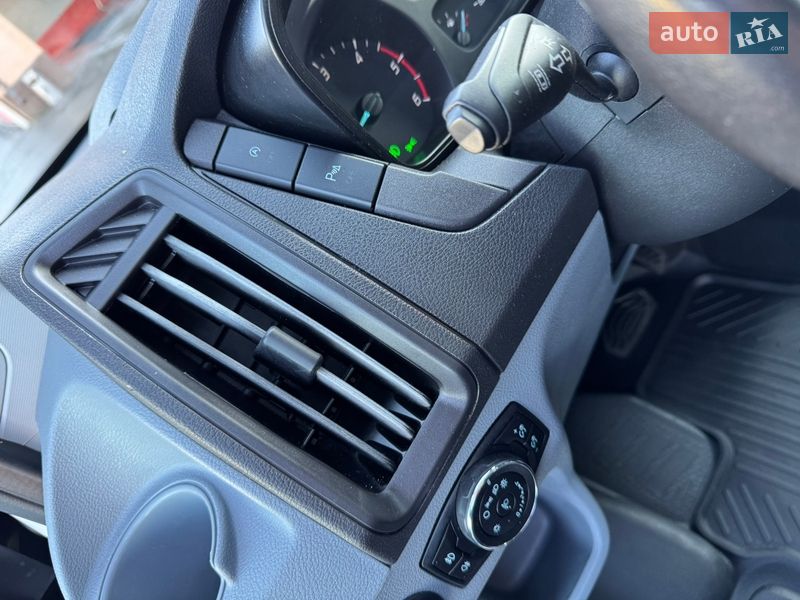 Минивэн Ford Transit 2020 в Ирпене