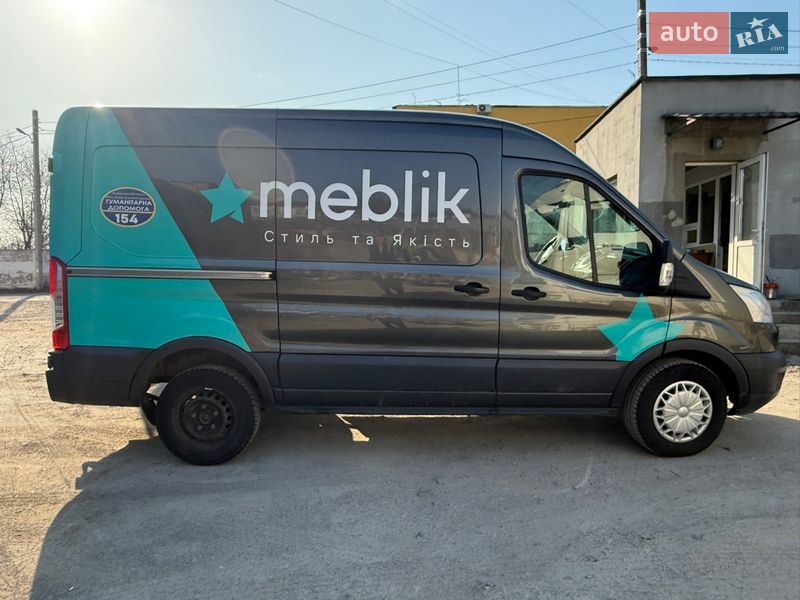 Вантажний фургон Ford Transit 2015 в Львові