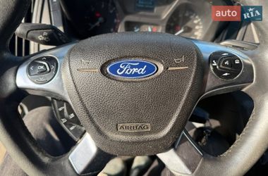 Грузовой фургон Ford Transit 2015 в Львове