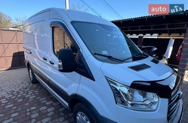 Вантажний фургон Ford Transit 2017 в Полтаві