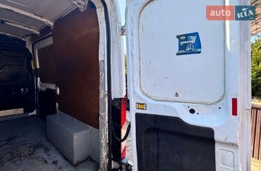 Вантажний фургон Ford Transit 2017 в Полтаві