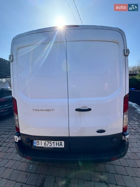 Вантажний фургон Ford Transit 2017 в Полтаві