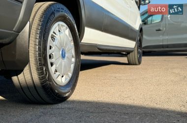 Грузовой фургон Ford Transit 2019 в Киеве