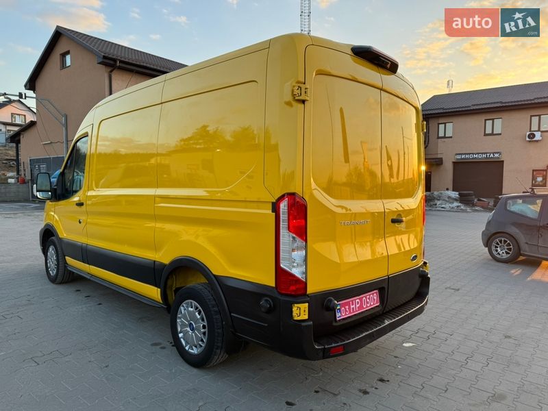 Вантажний фургон Ford Transit 2021 в Ірпені