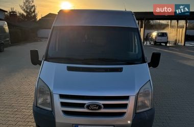 Грузовой фургон Ford Transit 2007 в Косове