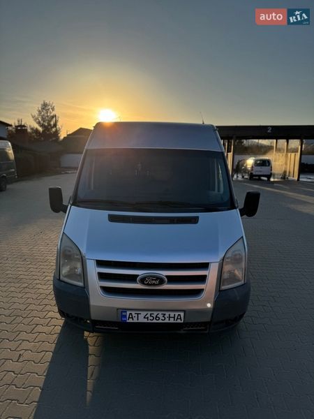 Грузовой фургон Ford Transit 2007 в Косове