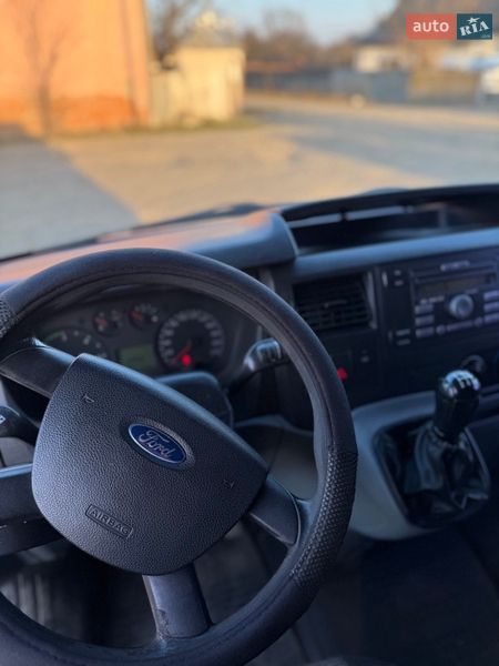 Грузовой фургон Ford Transit 2007 в Косове