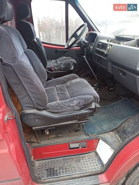 Мінівен Ford Transit 1986 в Черкасах