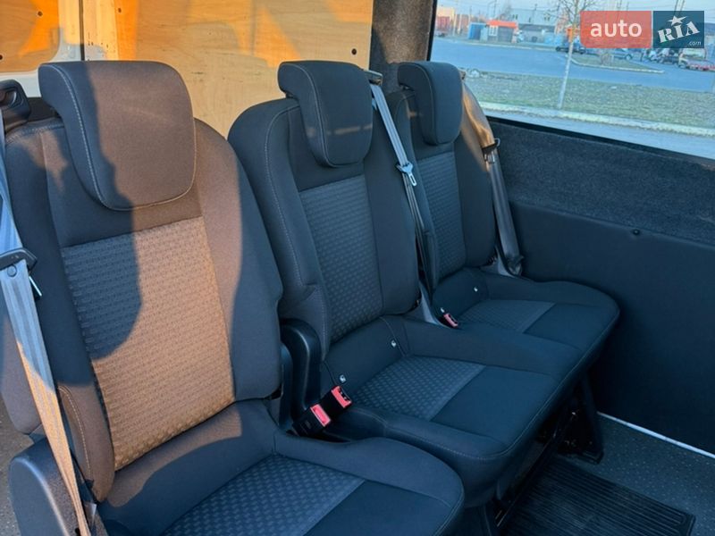 Грузопассажирский фургон Ford Transit 2018 в Киеве фото 23 Грузопассажирский фургон Ford Transit 2018 в Киеве