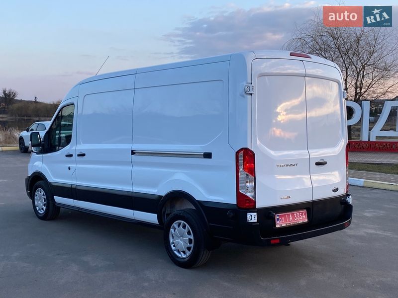 Вантажний фургон Ford Transit 2022 в Ірпені