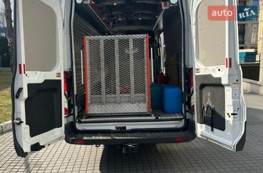 Грузовой фургон Ford Transit 2018 в Киеве