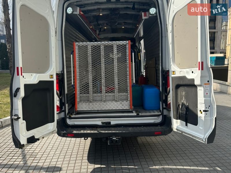 Грузовой фургон Ford Transit 2018 в Киеве