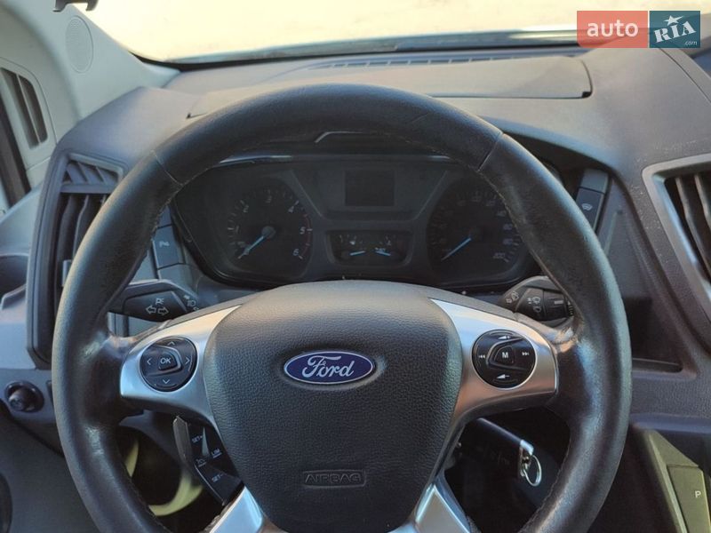 Грузовой фургон Ford Transit 2017 в Киеве