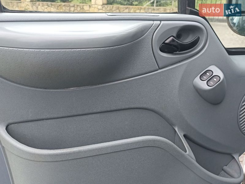 Вантажний фургон Ford Transit 2007 в Снятині