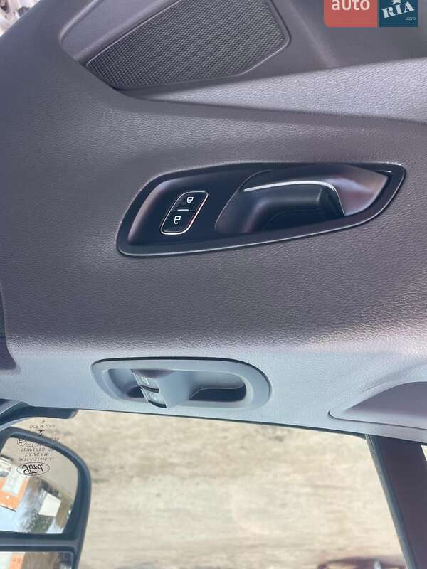 Микроавтобус грузовой (до 3,5т) Ford Transit 2019 в Киеве фото 9 Микроавтобус грузовой (до 3,5т) Ford Transit 2019 в Киеве