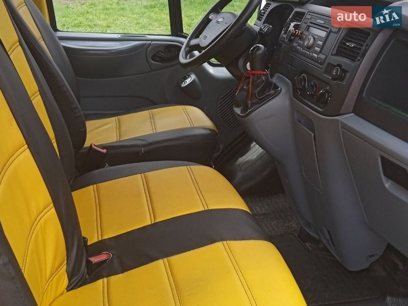 Вантажний фургон Ford Transit 2010 в Березані