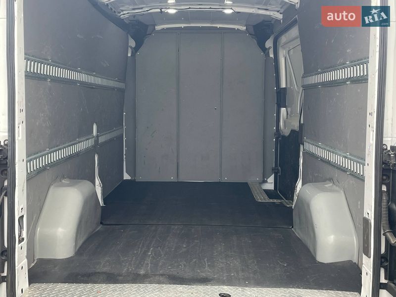 Мікроавтобус вантажний (до 3,5т) Ford Transit 2022 в Хмельницькому