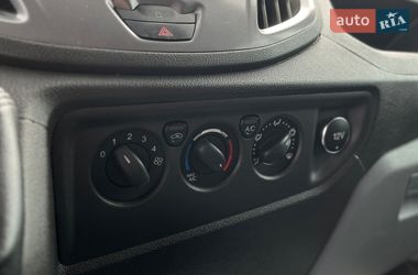 Грузовой фургон Ford Transit 2019 в Мукачево