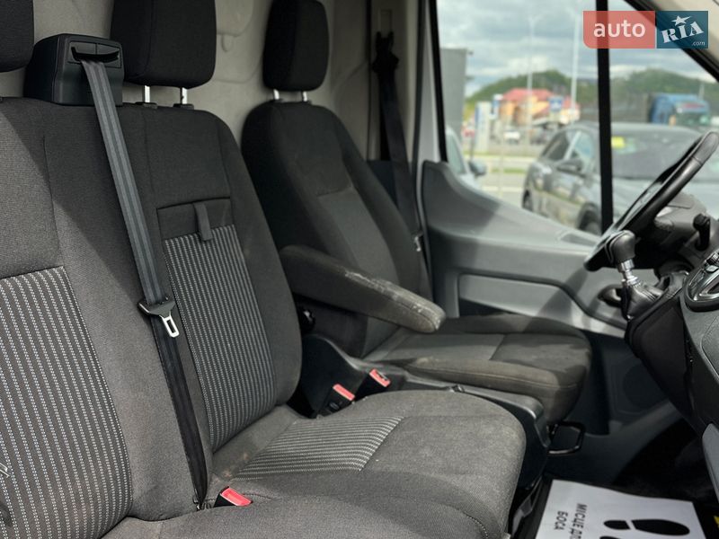 Грузовой фургон Ford Transit 2019 в Мукачево