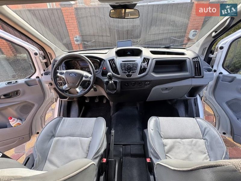 Микроавтобус Ford Transit 2017 в Киеве
