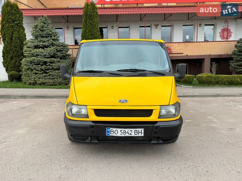 Грузовой фургон Ford Transit 2003 в Тернополе