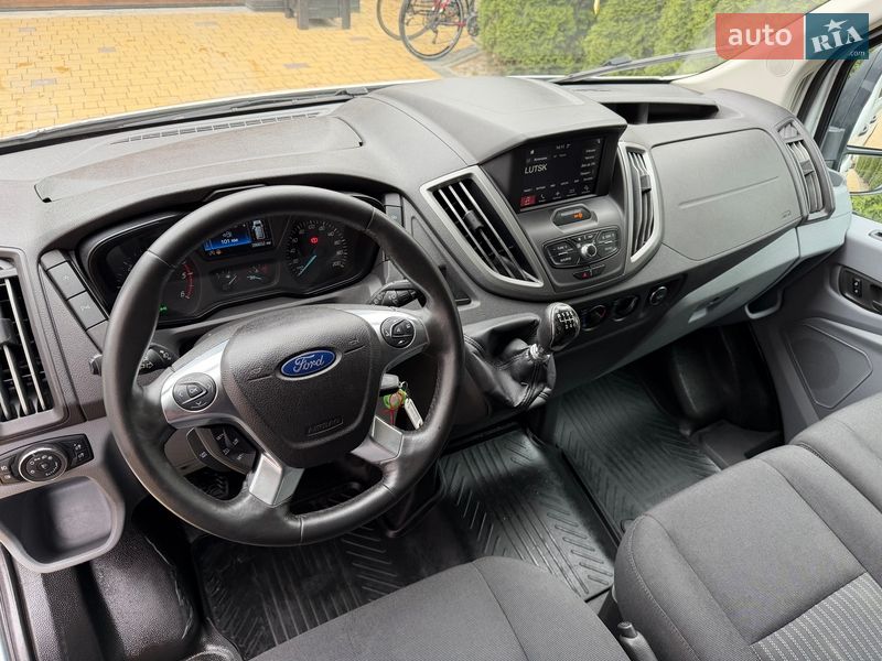 Минивэн Ford Transit 2017 в Радивилове