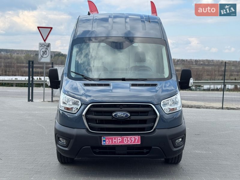 Вантажний фургон Ford Transit 2020 в Бучі