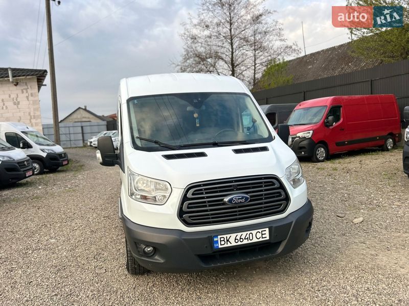 Микроавтобус Ford Transit 2015 в Хусте