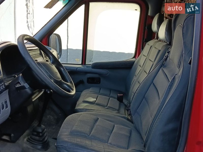 Грузовой фургон Ford Transit 1998 в Луцке