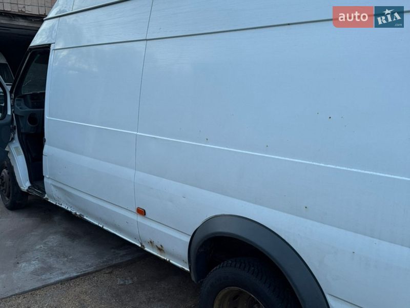Грузовой фургон Ford Transit 2011 в Броварах