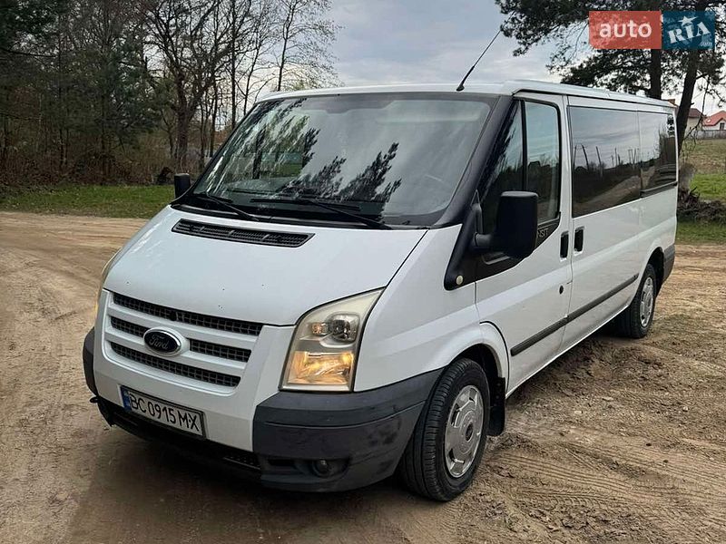 Ford Transit 2011