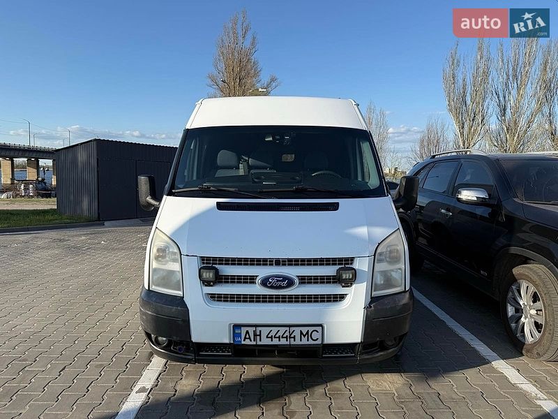 Ford Transit 2012