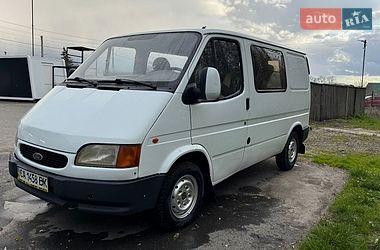 Вантажопасажирський фургон Ford Transit 1994 в Умані