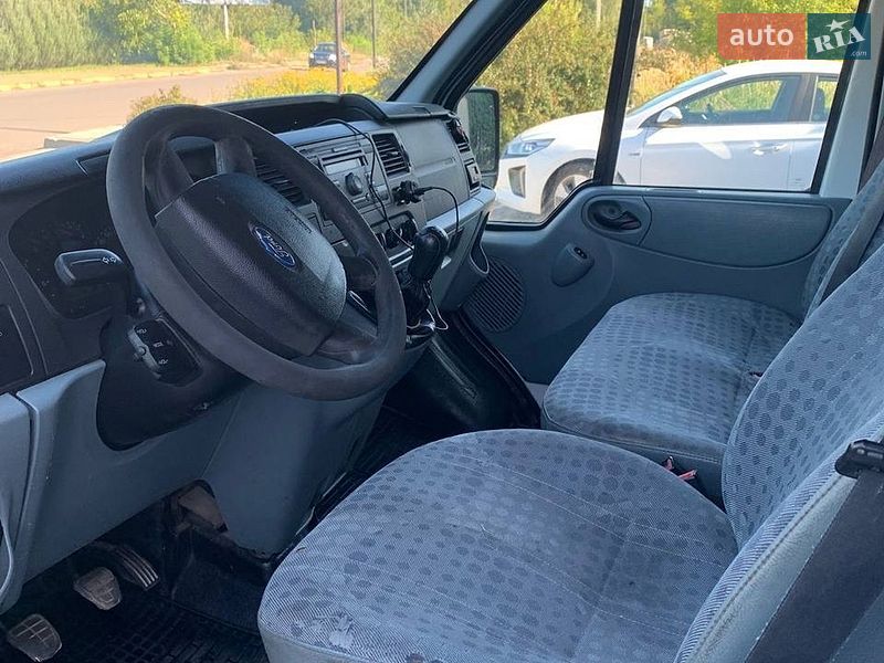 Грузовой фургон Ford Transit 2007 в Львове фото 4 Грузовой фургон Ford Transit 2007 в Львове
