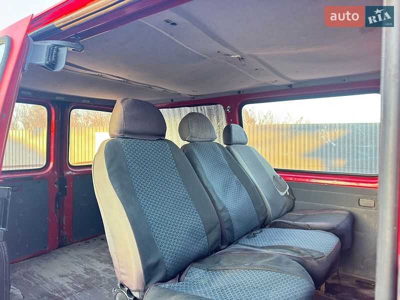 Грузопассажирский фургон Ford Transit 1999 в Сарнах