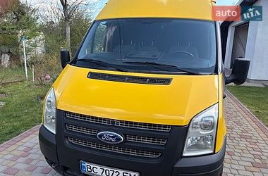 Грузовой фургон Ford Transit 2012 в Львове