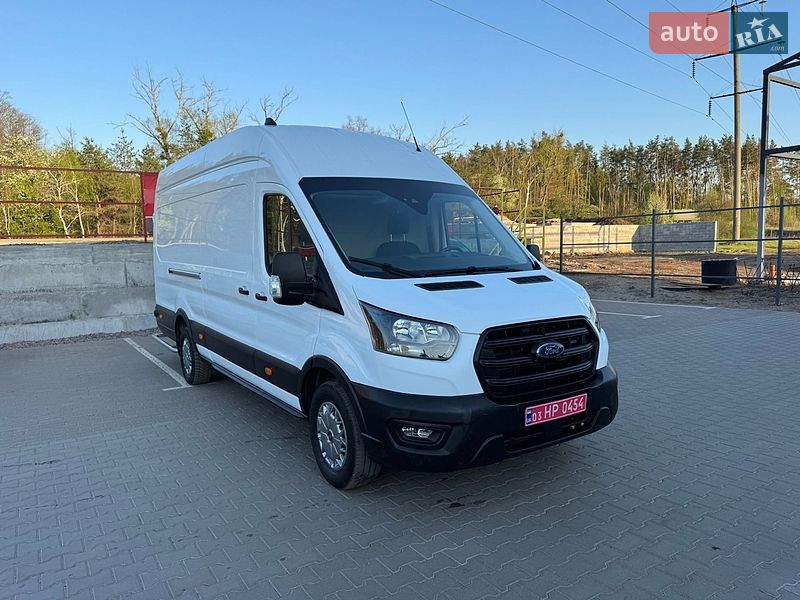 Грузовой фургон Ford Transit 2023 в Ирпене