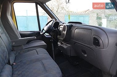 Вантажопасажирський фургон Ford Transit 2002 в Миколаєві