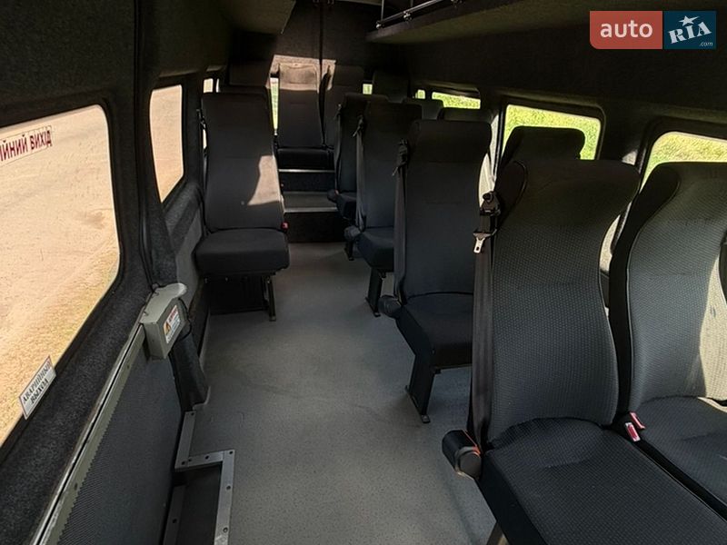 Микроавтобус Ford Transit 2005 в Диканьке