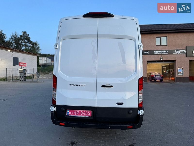 Вантажний фургон Ford Transit 2021 в Бучі