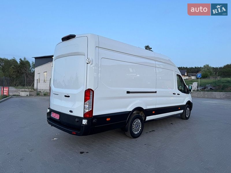 Вантажний фургон Ford Transit 2021 в Бучі