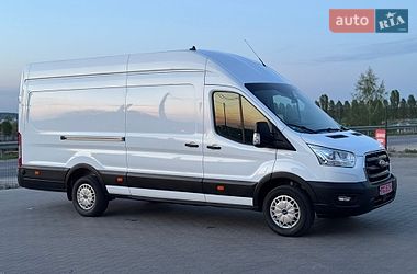Вантажний фургон Ford Transit 2021 в Бучі