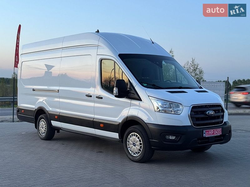 Вантажний фургон Ford Transit 2021 в Бучі