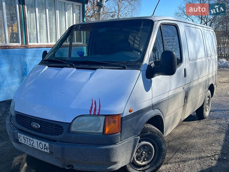 Вантажний фургон Ford Transit 2000 в Житомирі