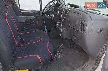 Вантажопасажирський фургон Ford Transit 2004 в Запоріжжі