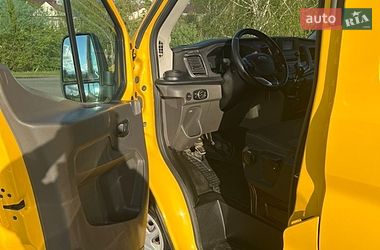 Вантажний фургон Ford Transit 2021 в Рівному