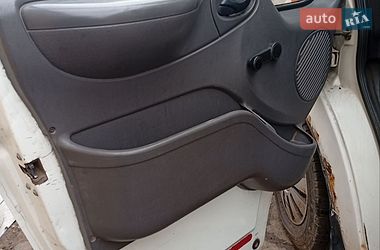 Грузовой фургон Ford Transit 2000 в Львове